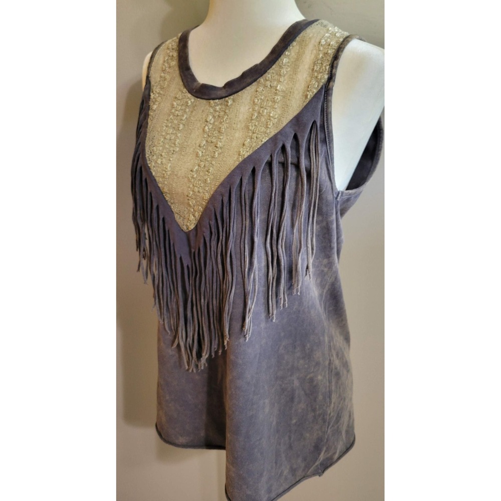 Cowgirl Legend Fringe & Lace Tank - Picture 6 of 6